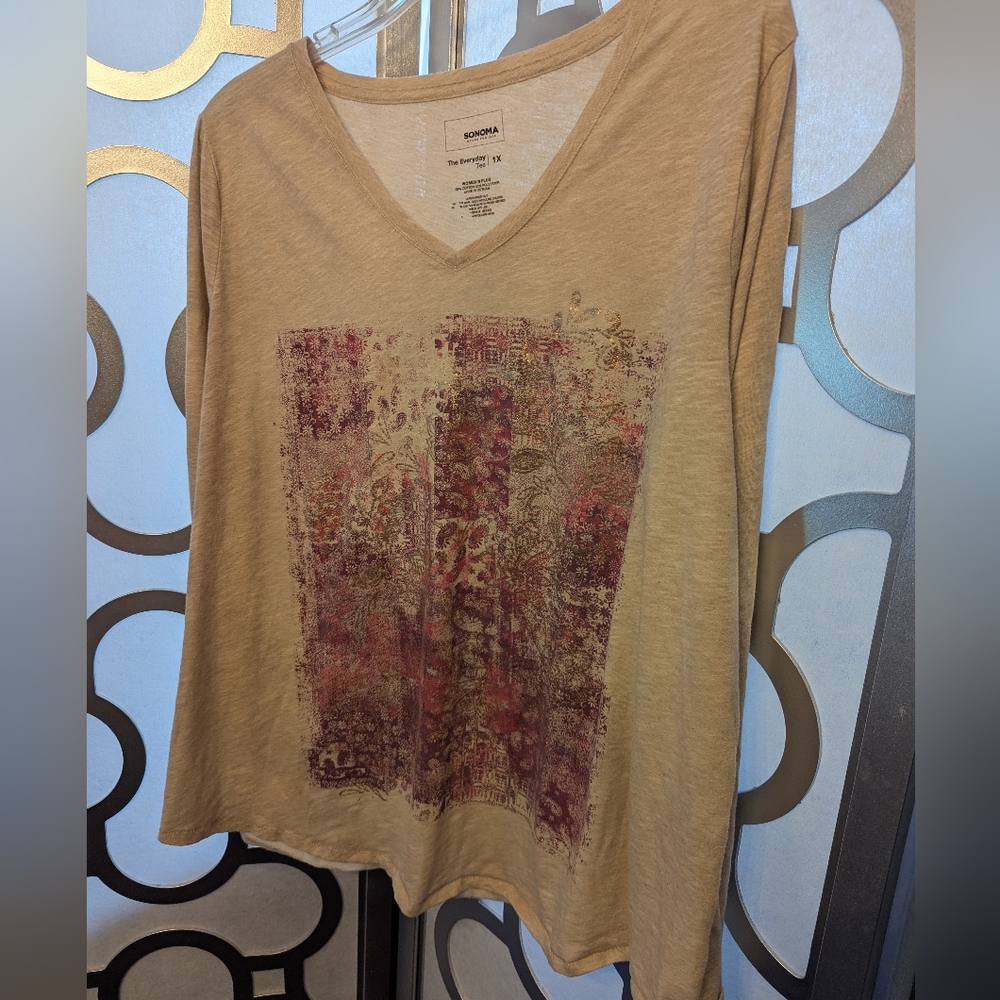 Sonoma Beige Graphic V-Neck Tee